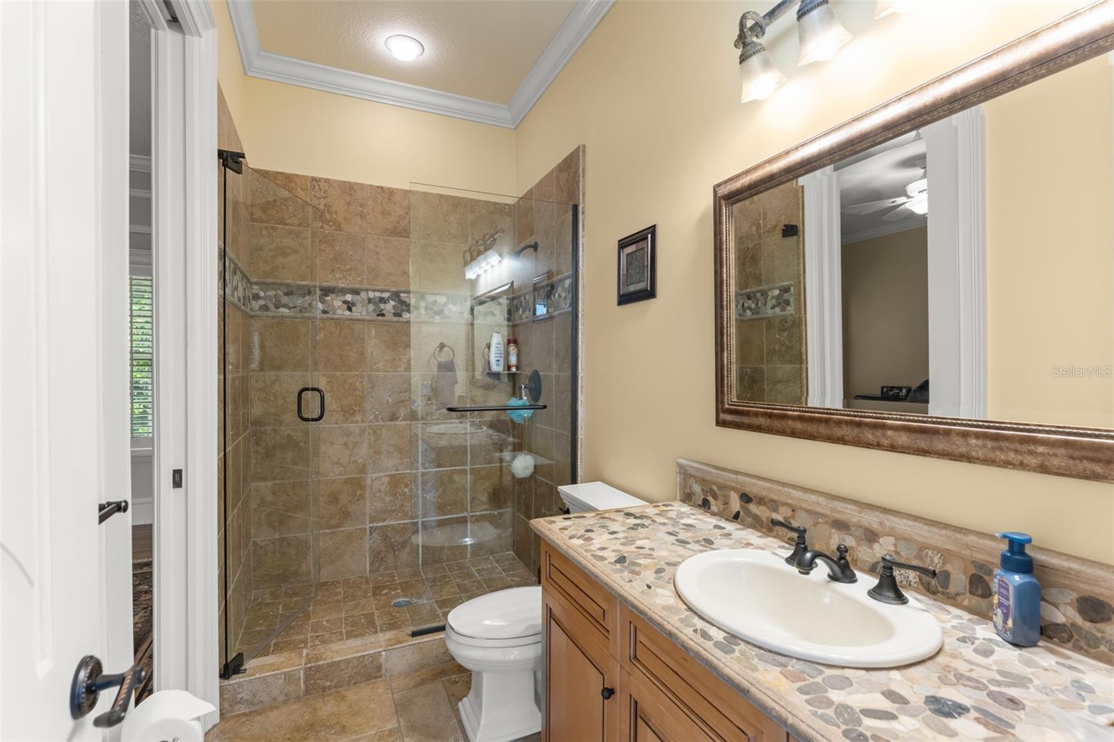 6055 Louise Cove Dr Property Photo 43