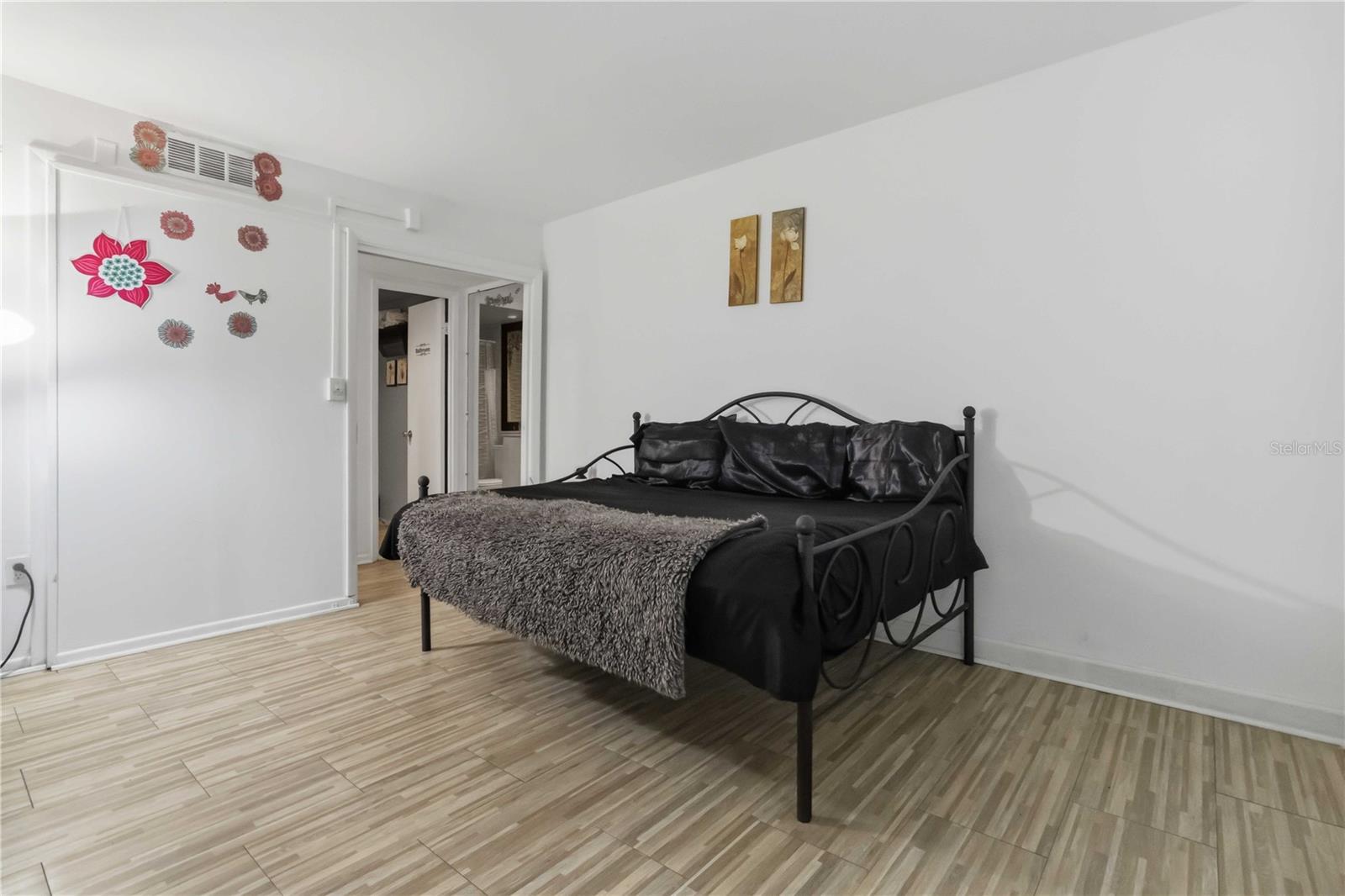 2800 N Atlantic Ave #1105 Property Photo 14