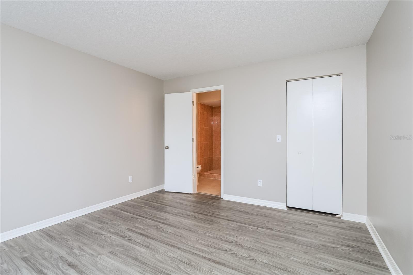 852 San Jose Ct Property Photo 9