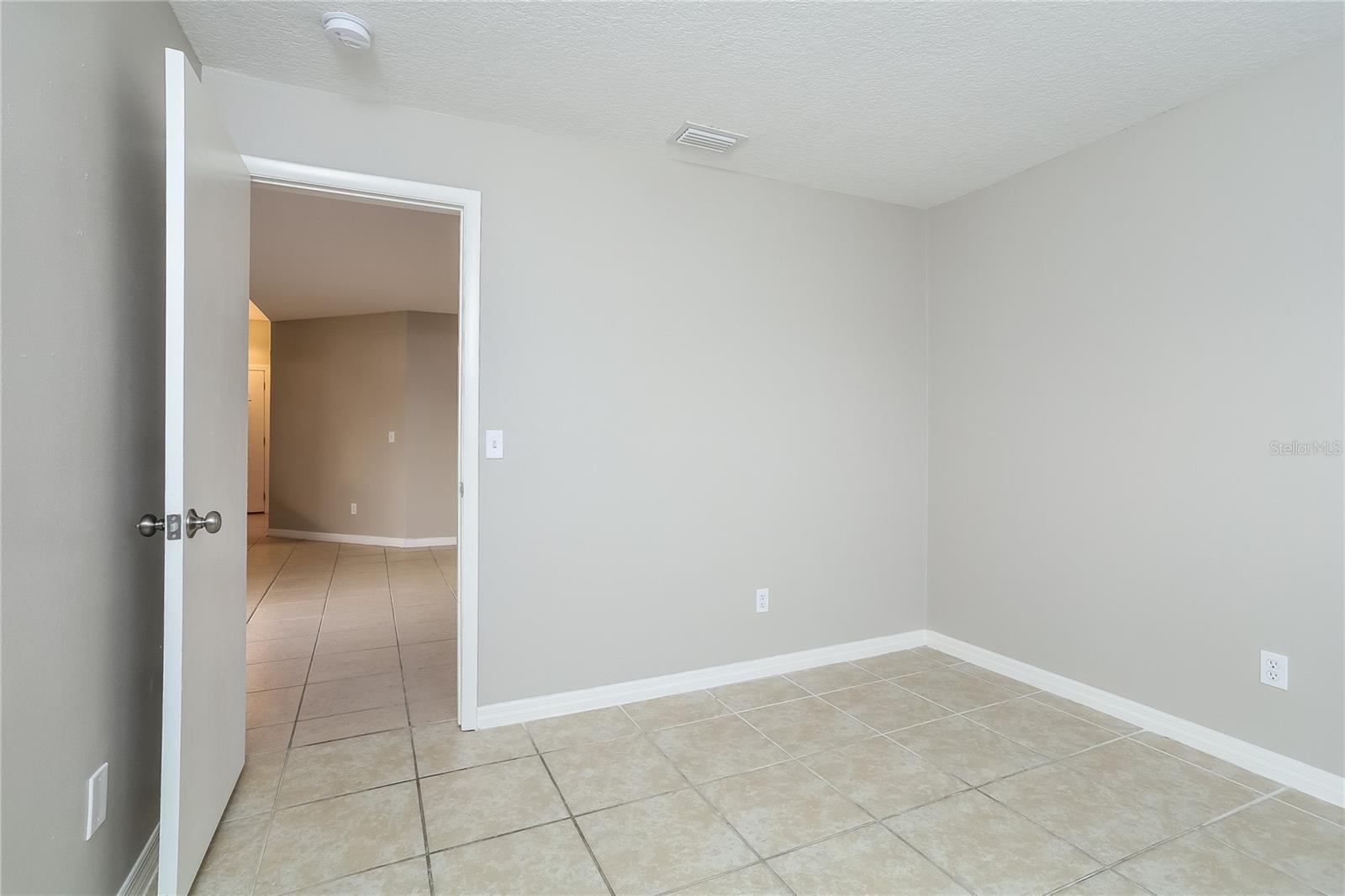852 San Jose Ct Property Photo 11