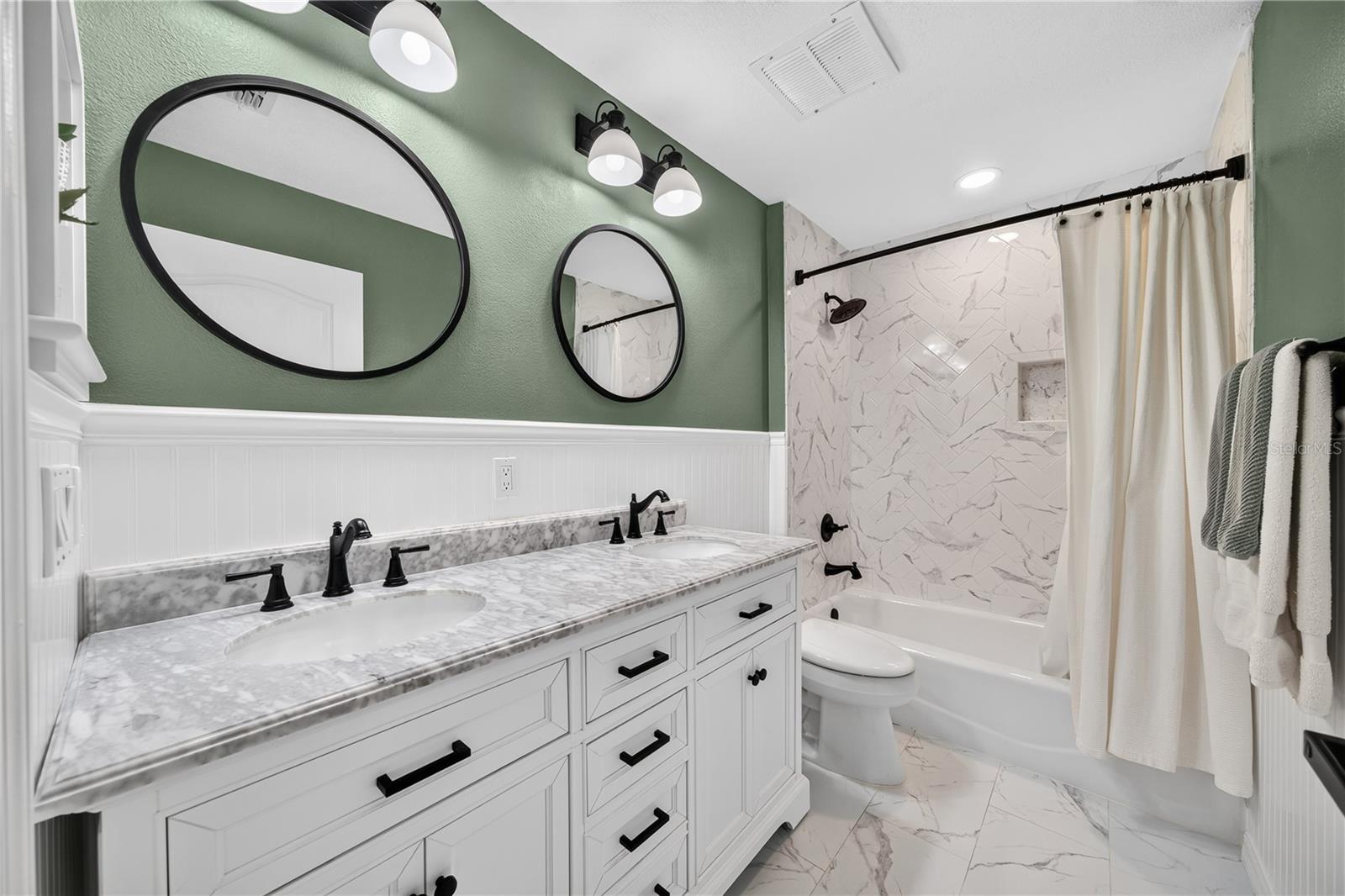 14001 Fairwinds Ct Property Photo 28