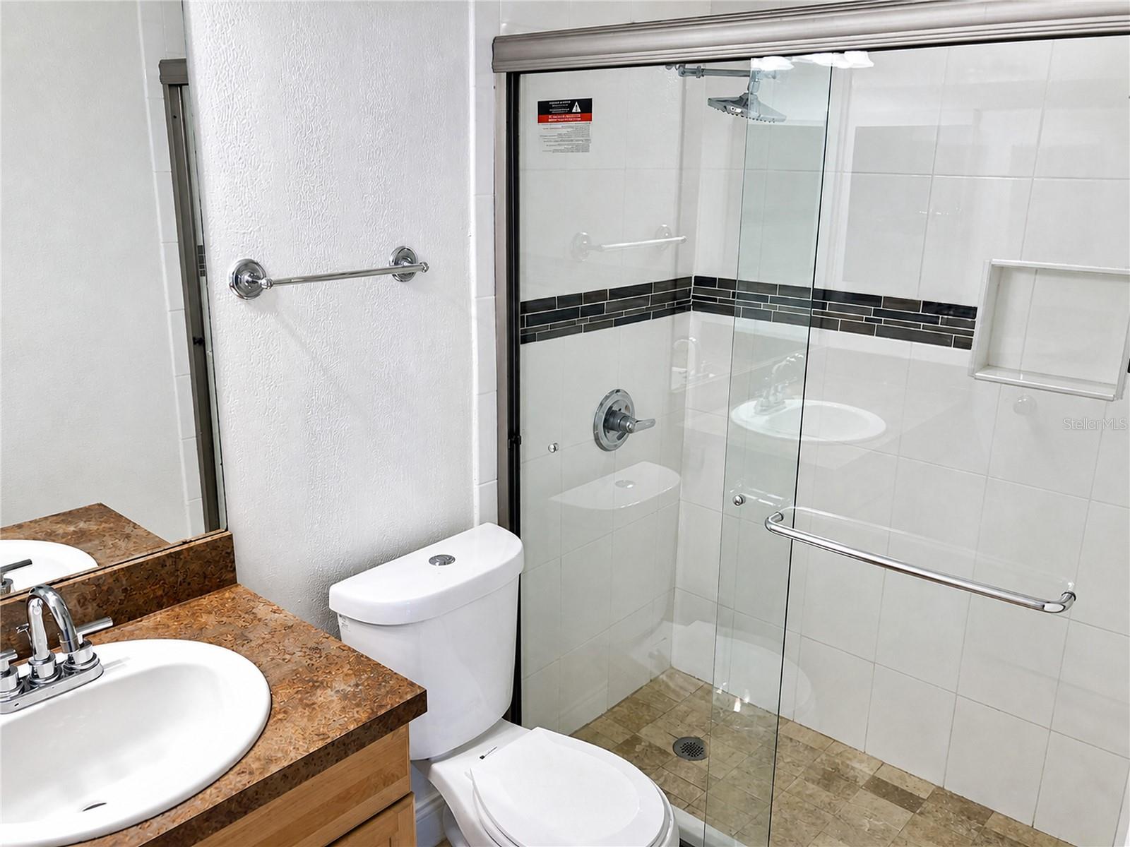 6112 Westgate Dr #101 Property Photo 5