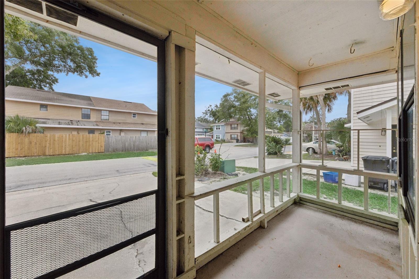 457 Hemlock St Property Photo 5