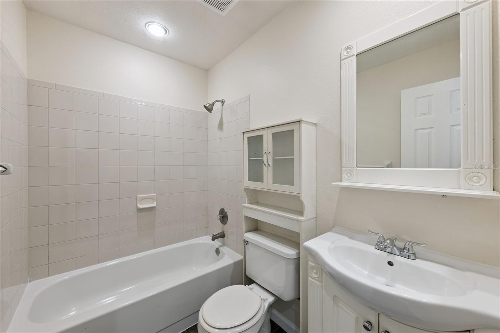 457 Hemlock St Property Photo 19
