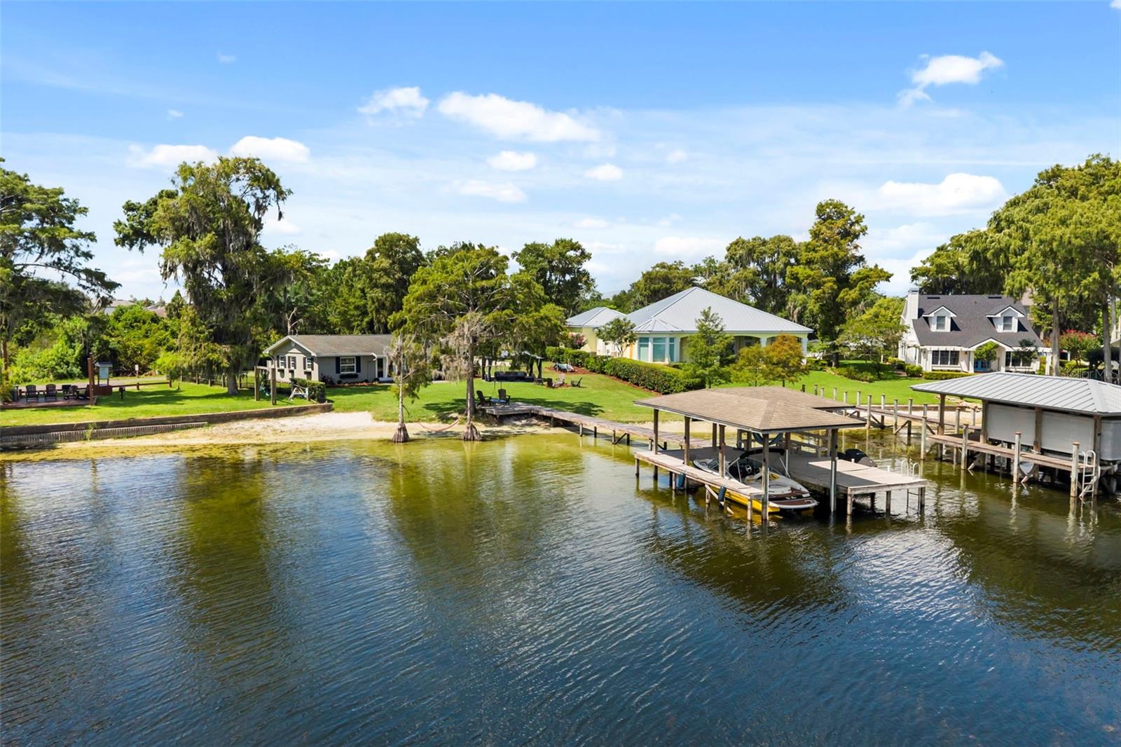10430 Lake Cottage Ln Property Photo 1
