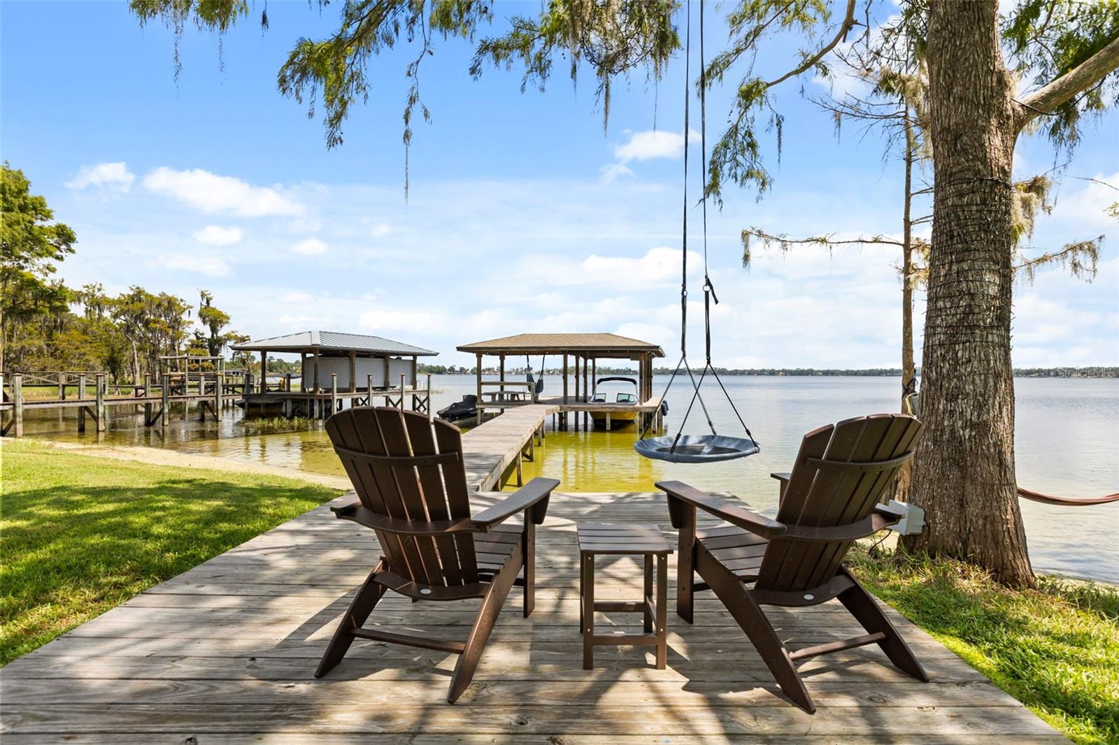 10430 Lake Cottage Ln Property Photo 11