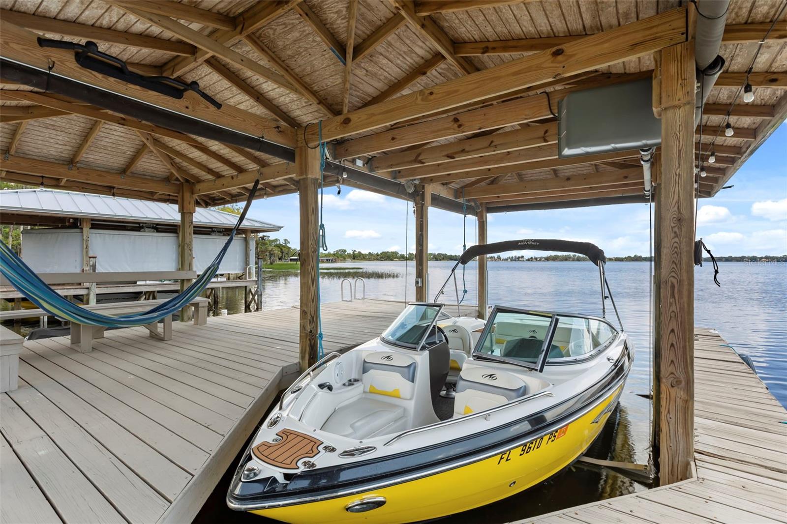10430 Lake Cottage Ln Property Photo 12