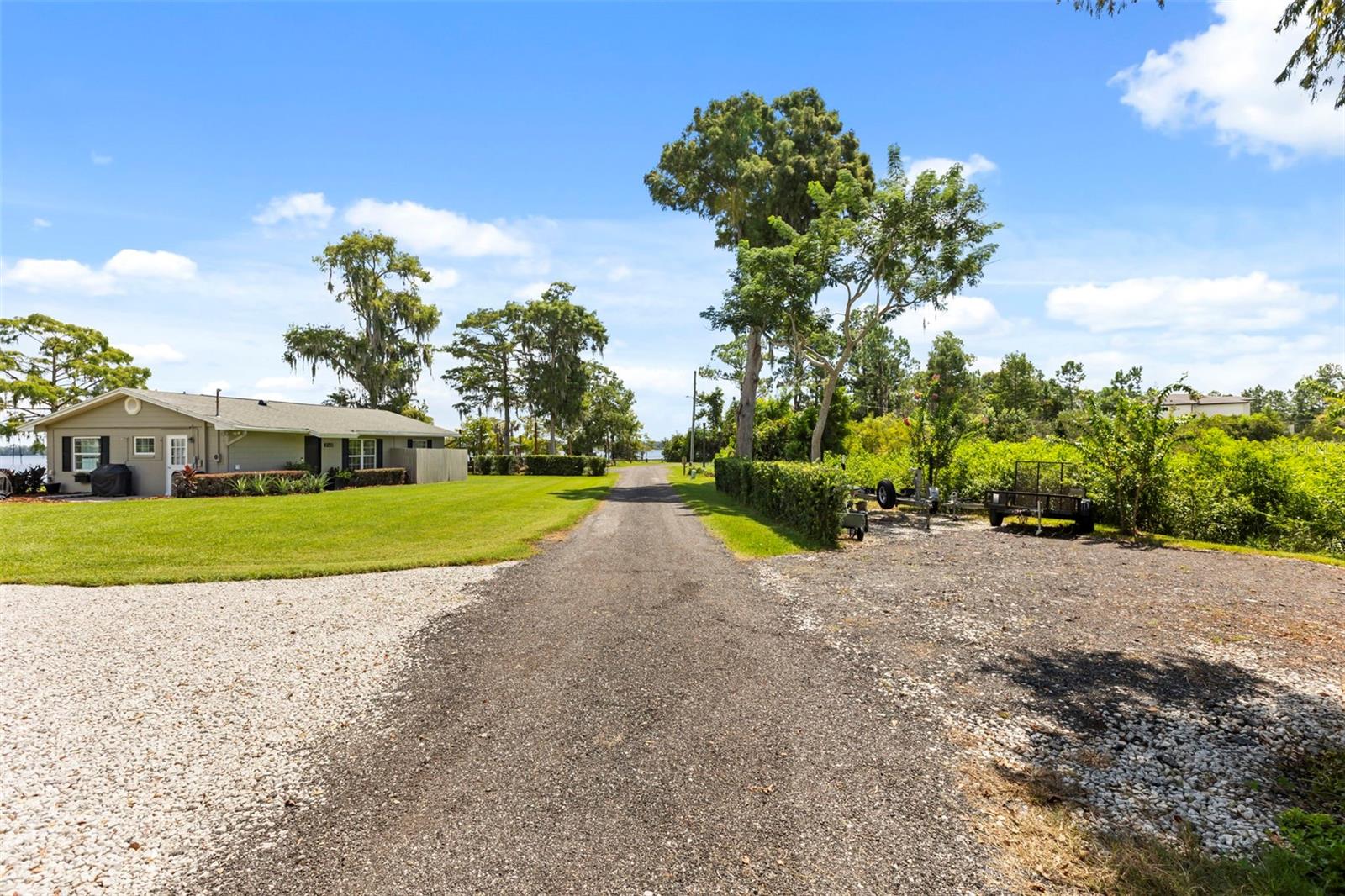 10430 Lake Cottage Ln Property Photo 32