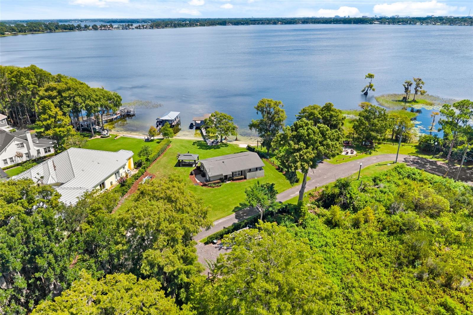 10430 Lake Cottage Ln Property Photo 40