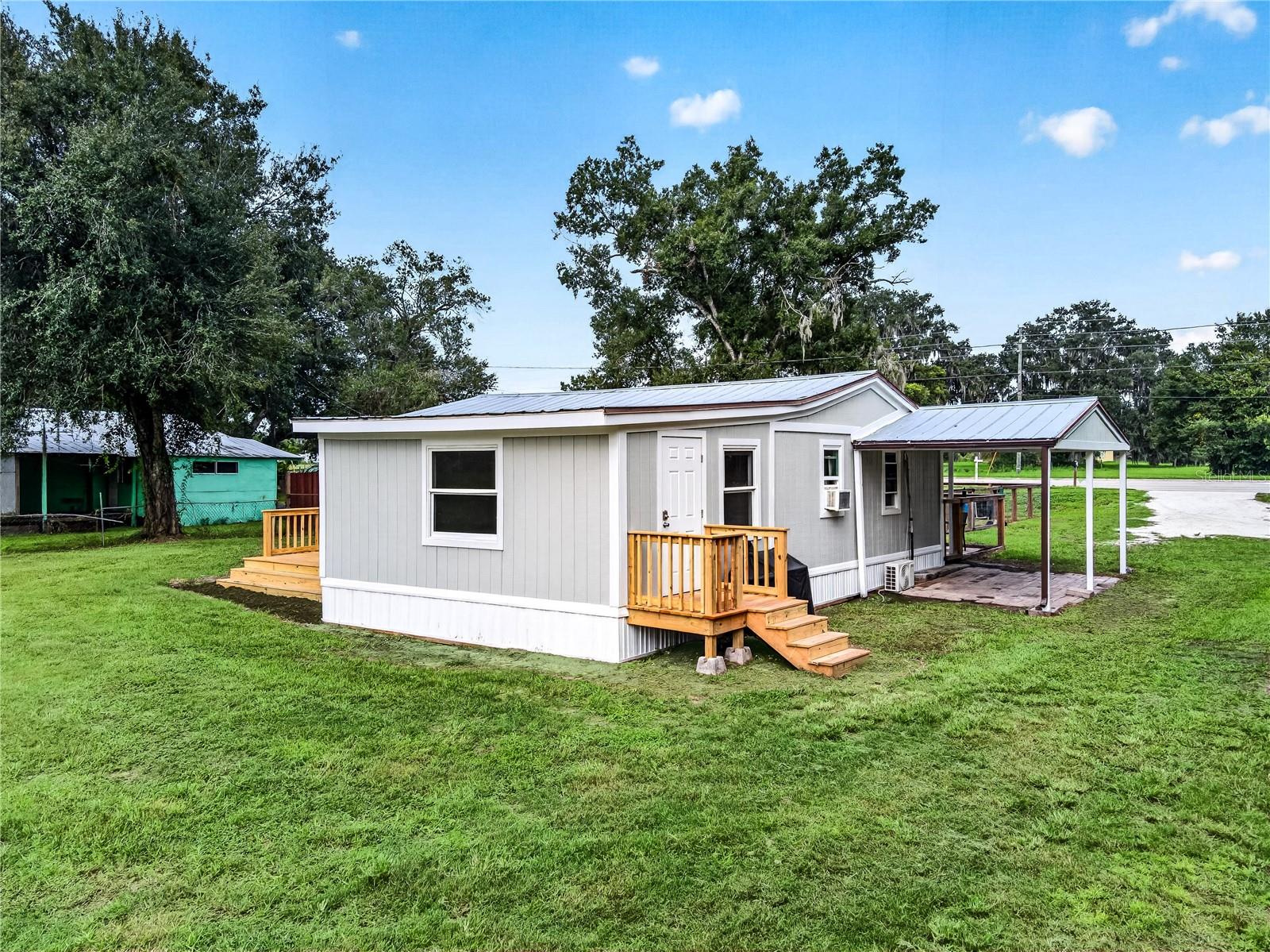 2727 Sw Highway 17 Property Photo 4