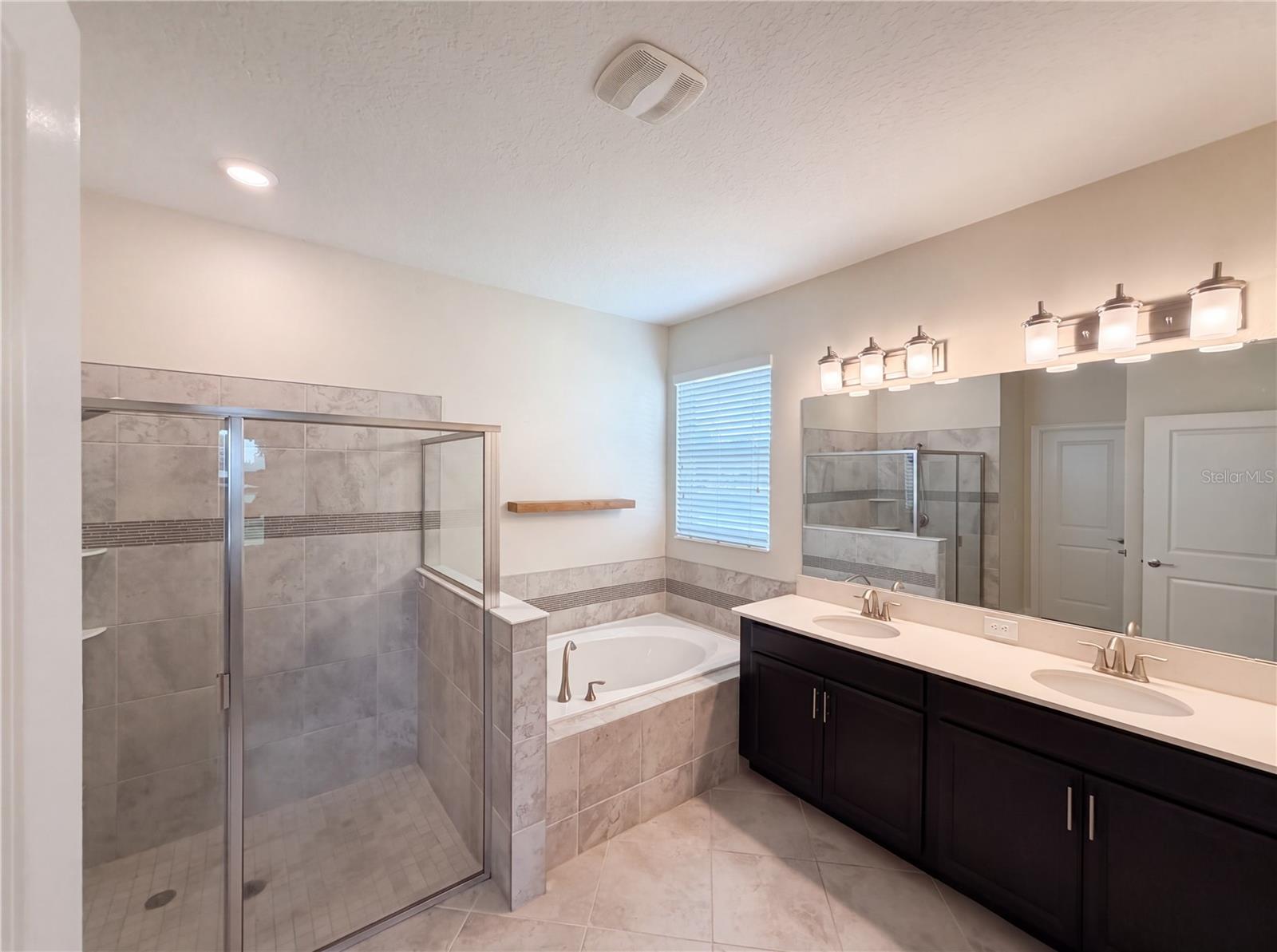 4112 Innovation Ln Property Photo 17