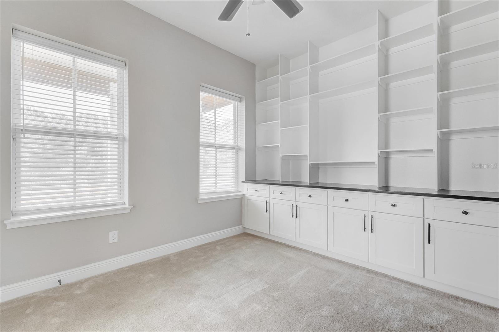 8521 Dubochet St Property Photo 5