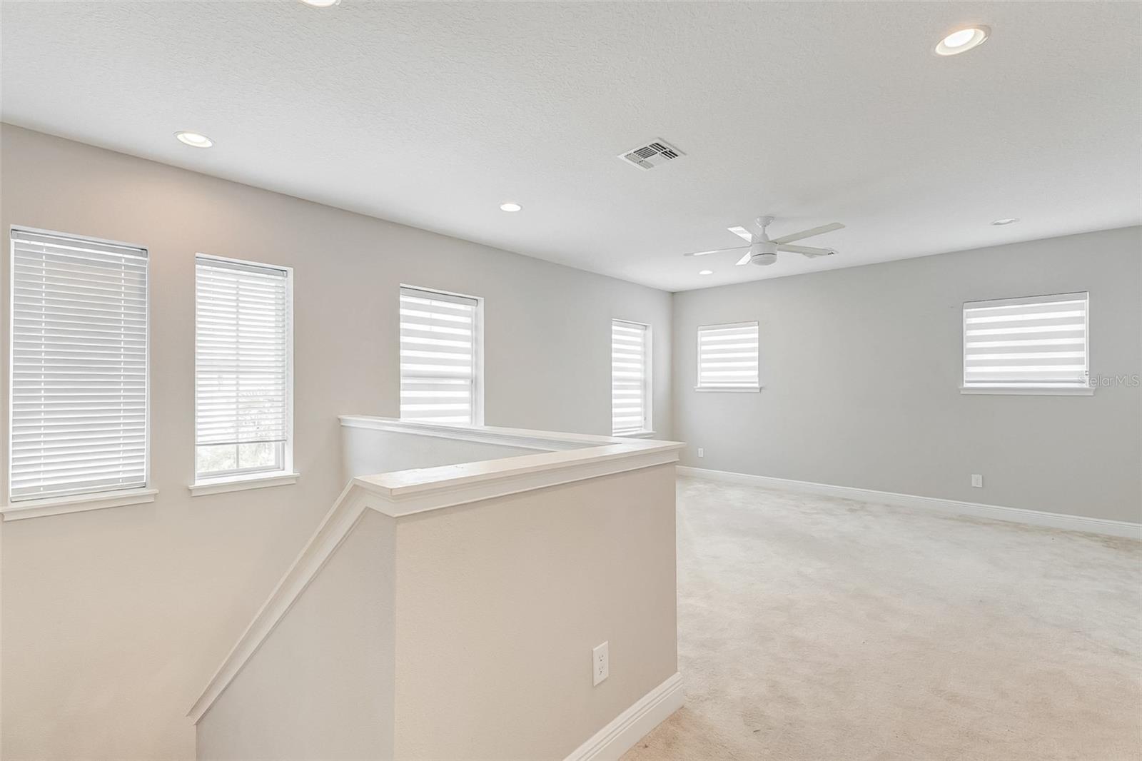 8521 Dubochet St Property Photo 23