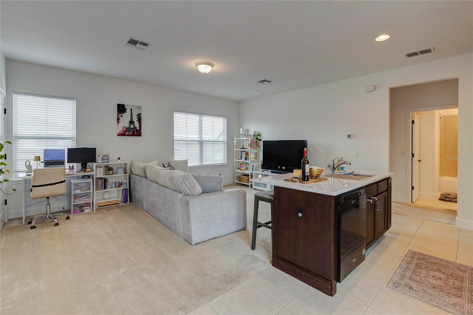 8521 Dubochet St Property Photo 31
