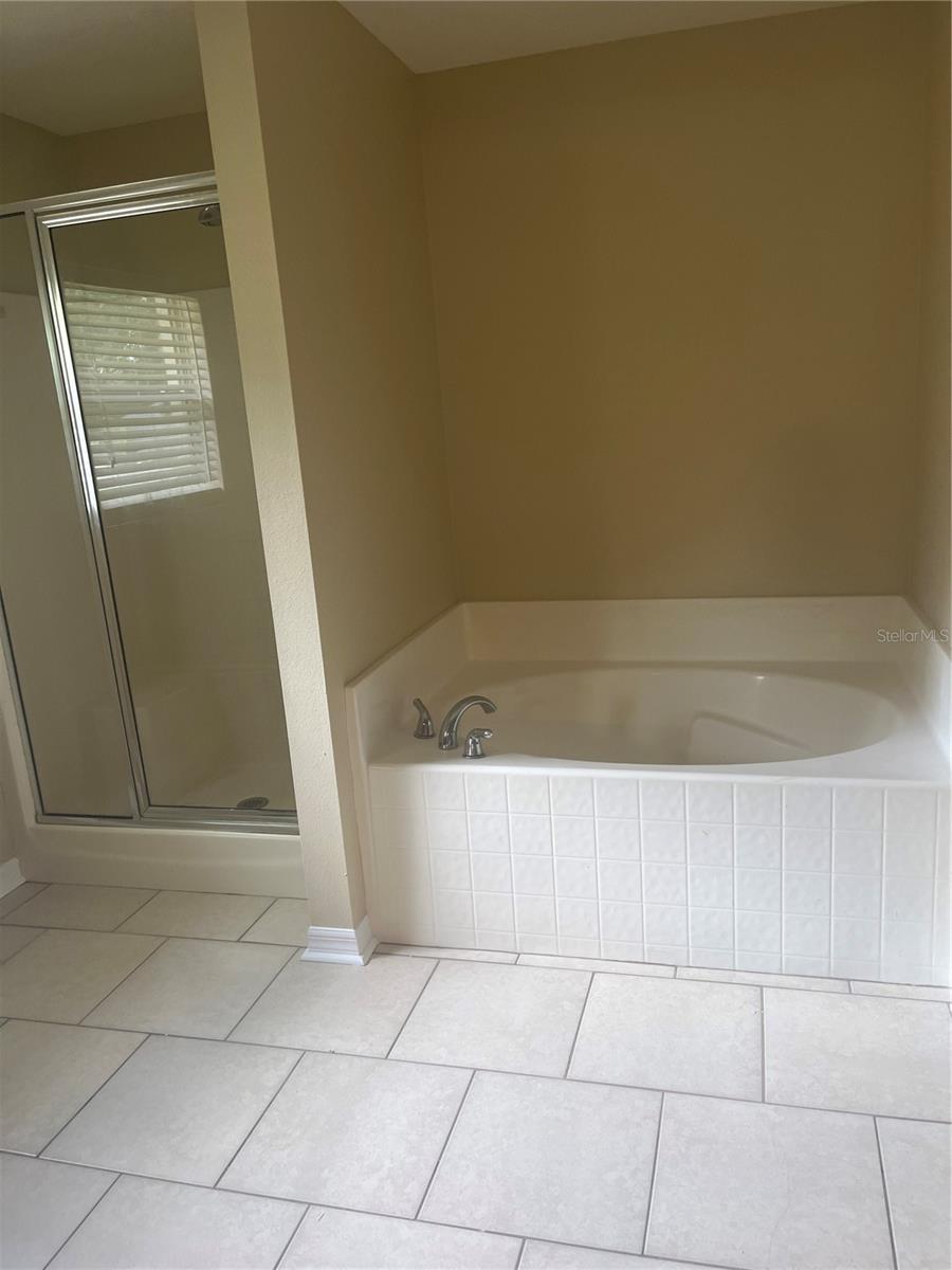 375 Maudehelen St Property Photo 12