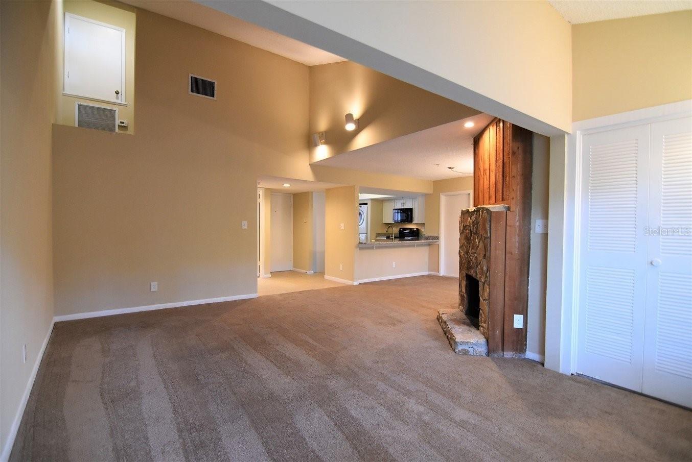 1068 E Michigan St #b Property Photo 2