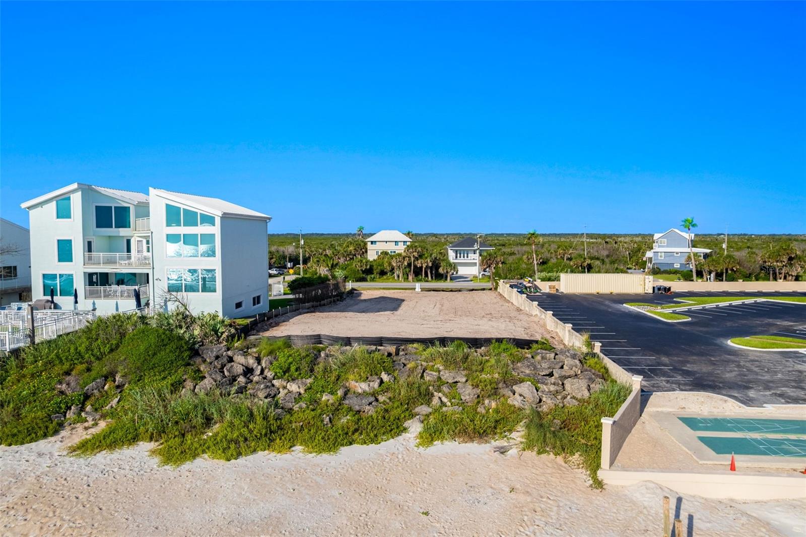 O6431111 Property Photo 5