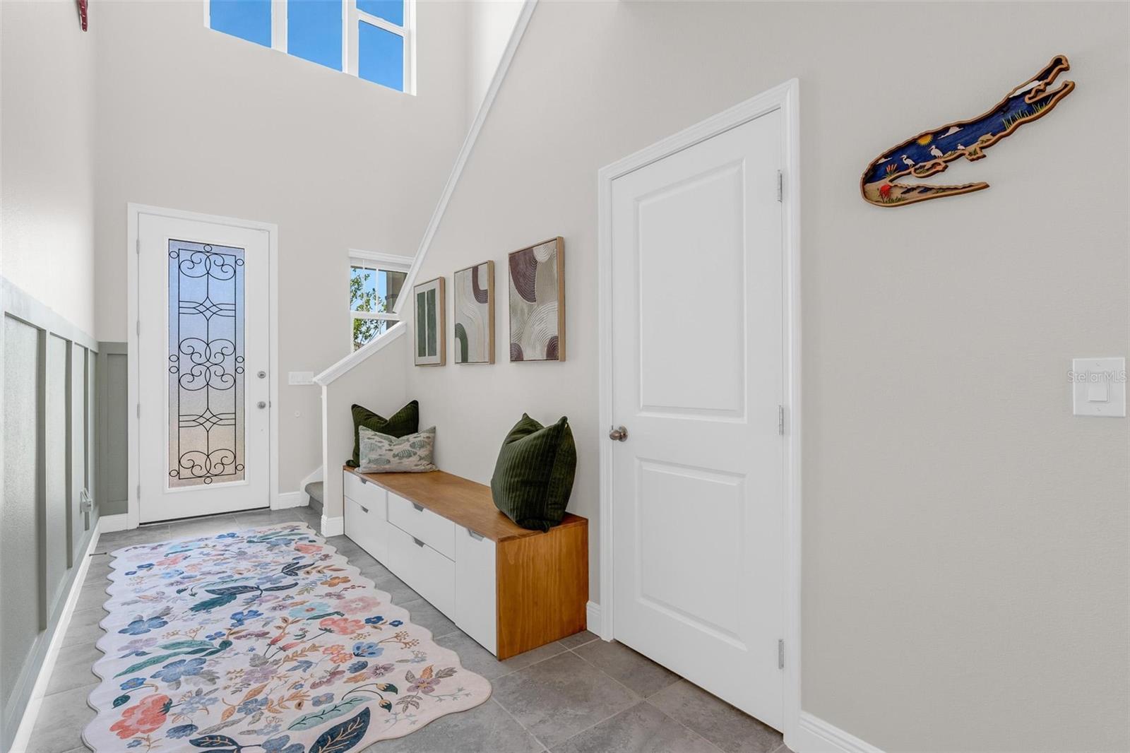 2019 Sunshine Peak Dr Property Photo 3