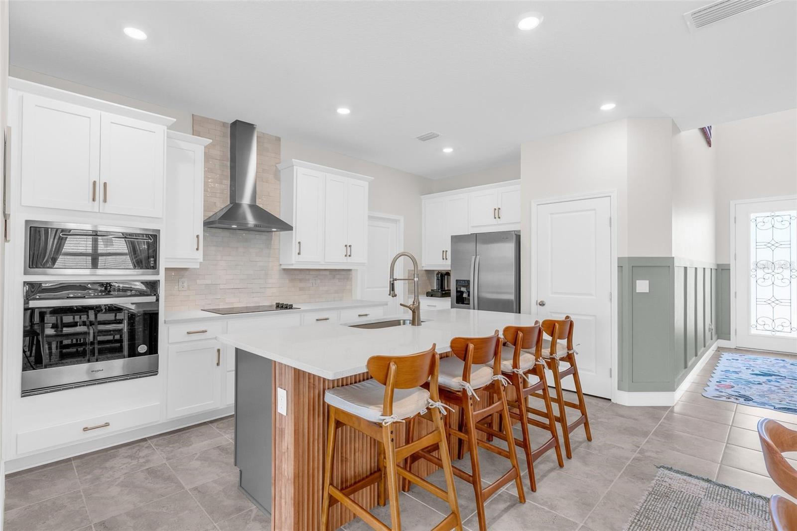 2019 Sunshine Peak Dr Property Photo 9