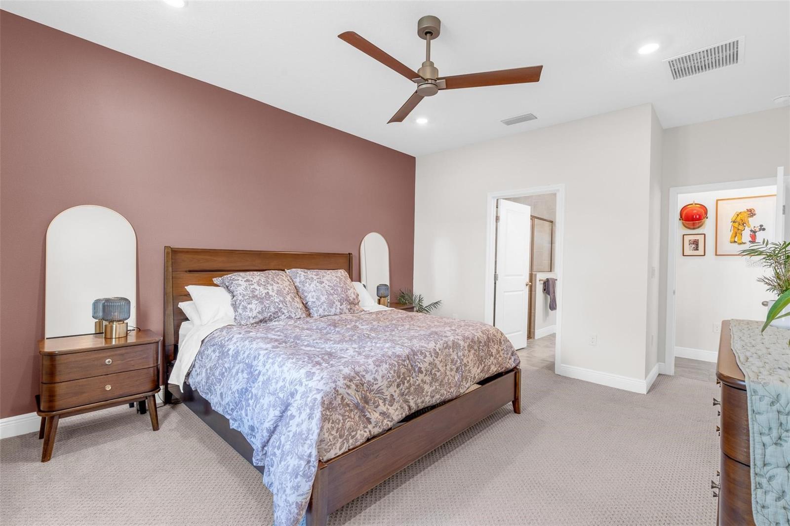 2019 Sunshine Peak Dr Property Photo 19