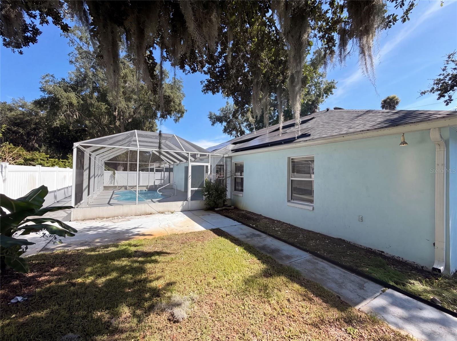 431 Harbour Lights Dr Property Photo 5