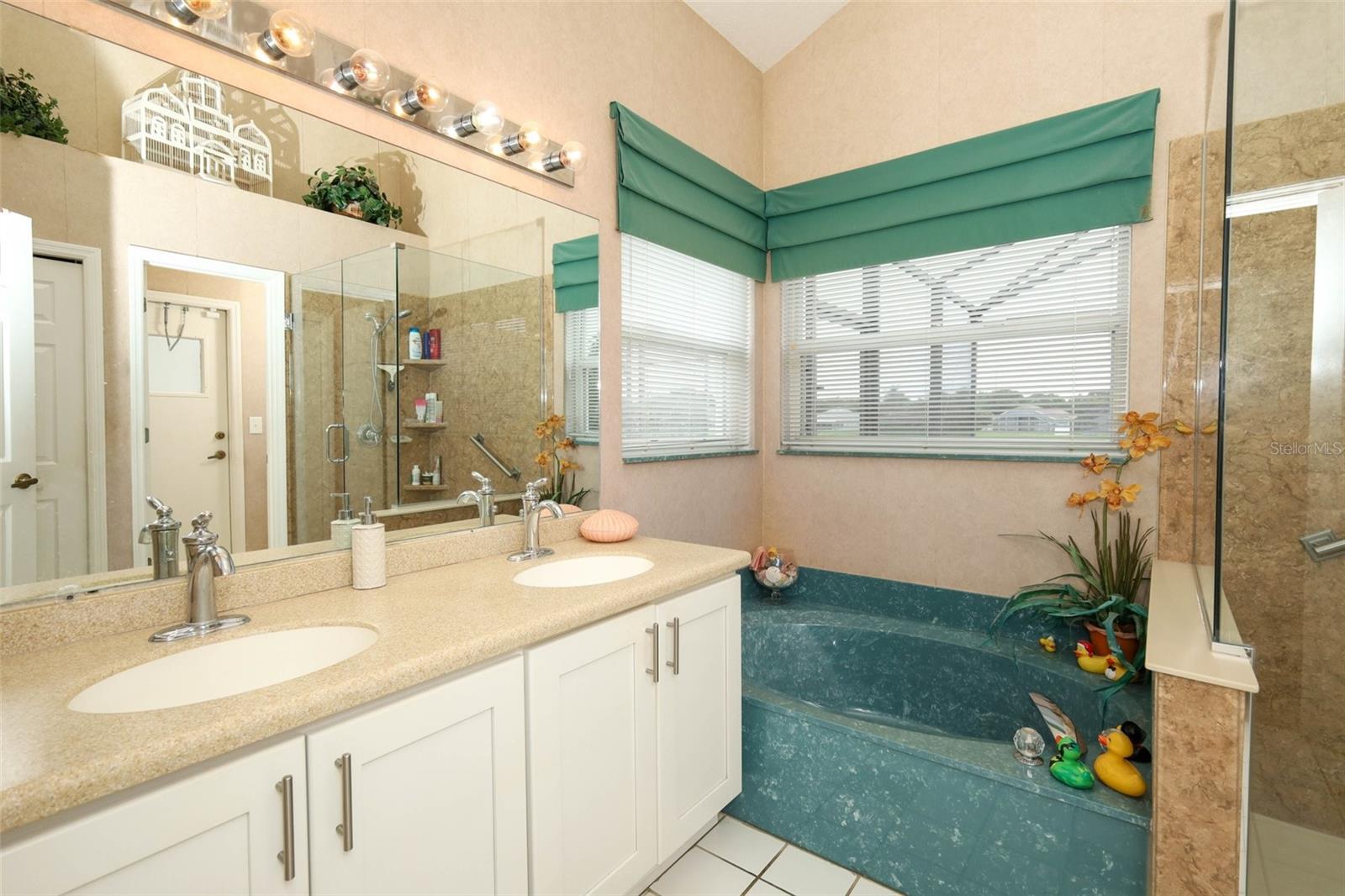 12879 Waterhaven Cir Property Photo 27