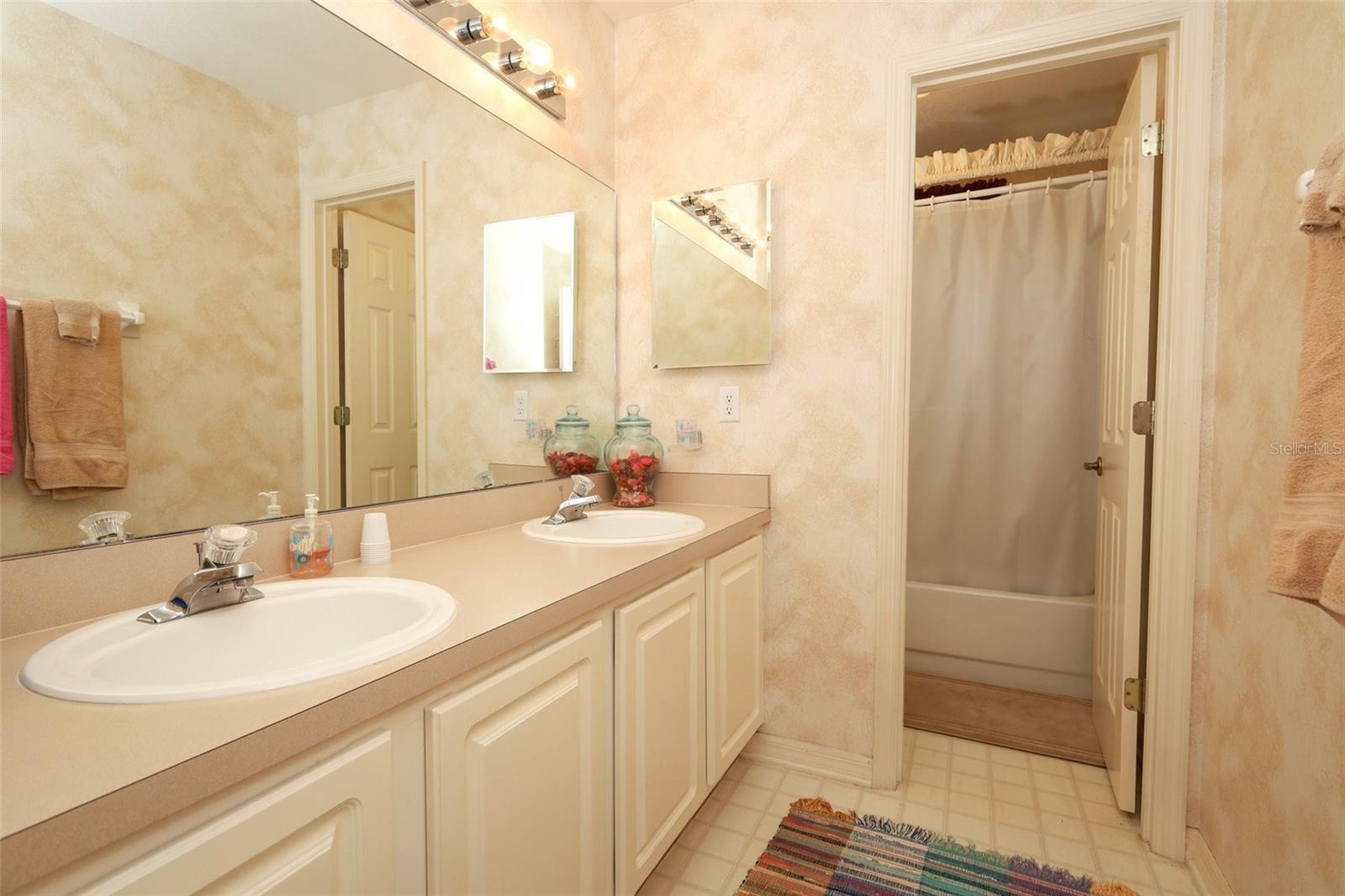 12879 Waterhaven Cir Property Photo 37