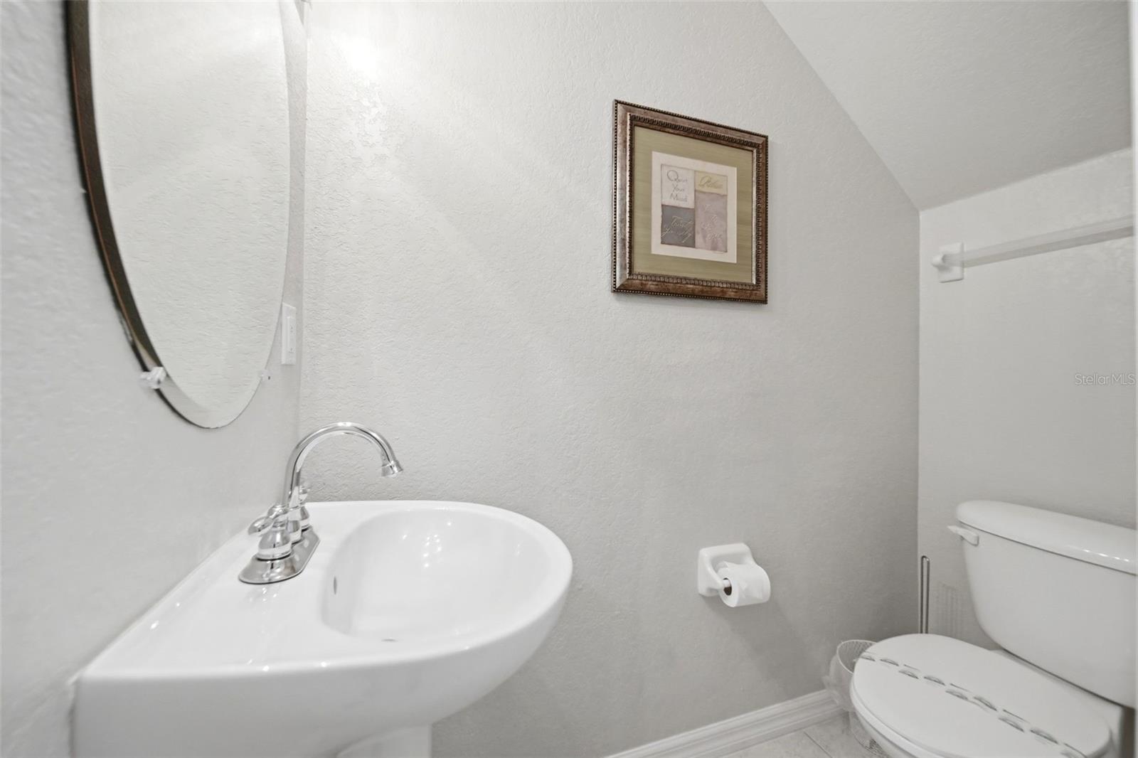 2402 Caravelle Cir Property Photo 16