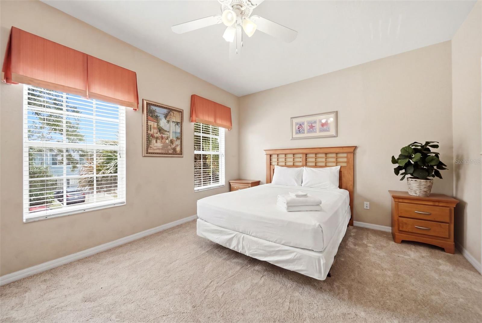 2402 Caravelle Cir Property Photo 20