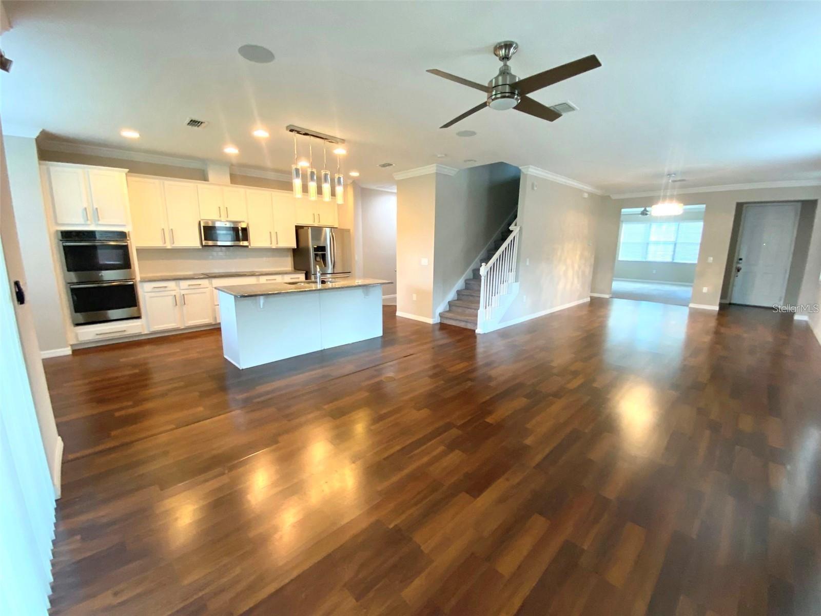 10007 Leyburn Ct Property Photo 3