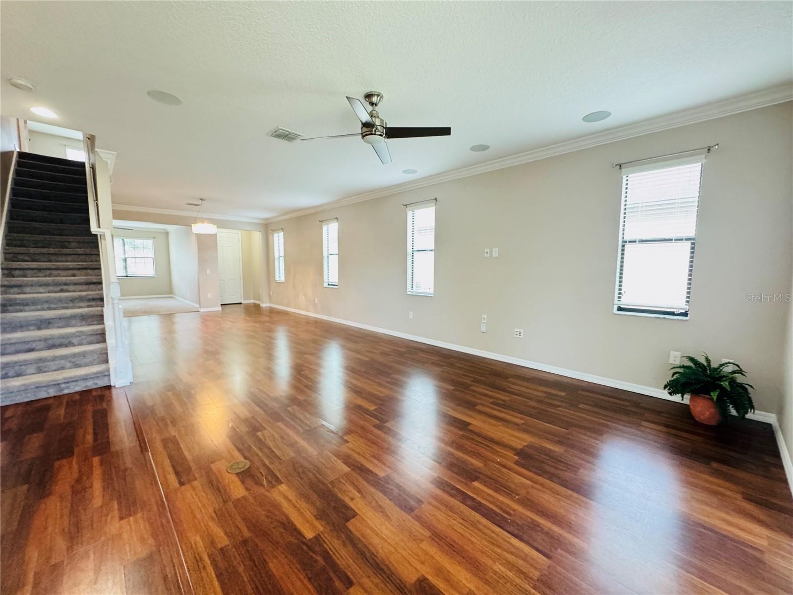 10007 Leyburn Ct Property Photo 5
