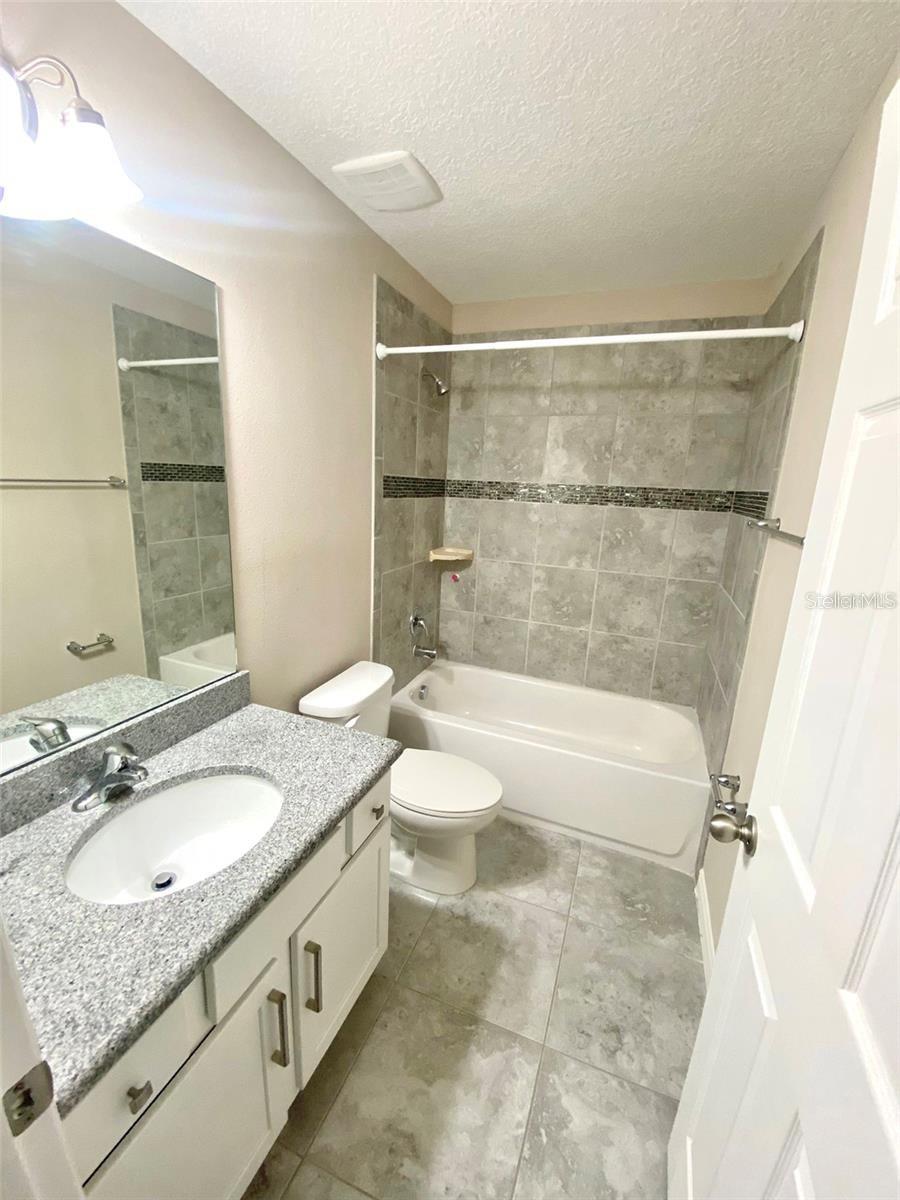 10007 Leyburn Ct Property Photo 13