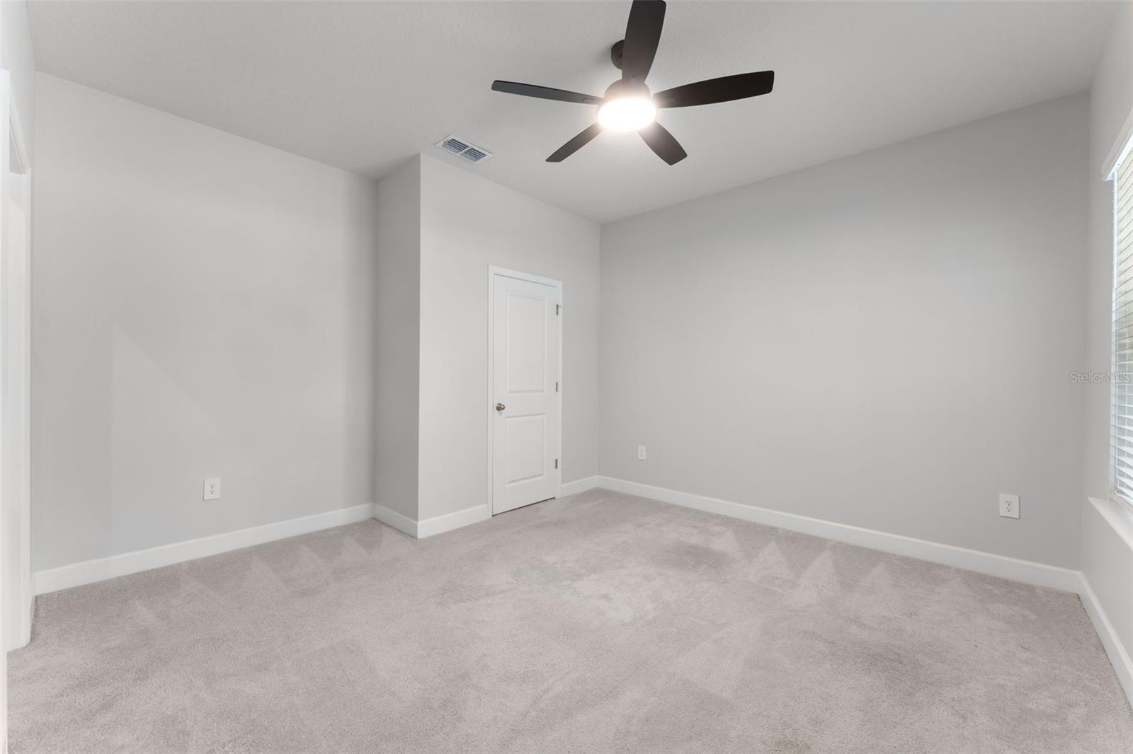 602 Rominger Loop Property Photo 14