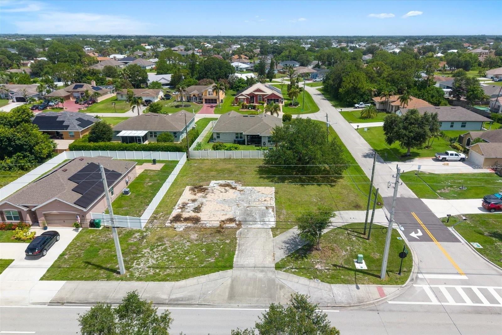 221 SW BECKER RD