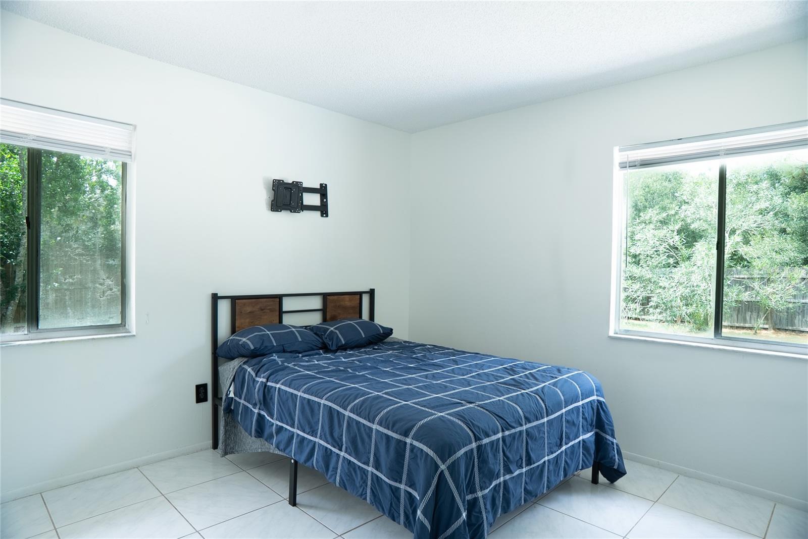 304 Shadow Oak Dr Property Photo 25