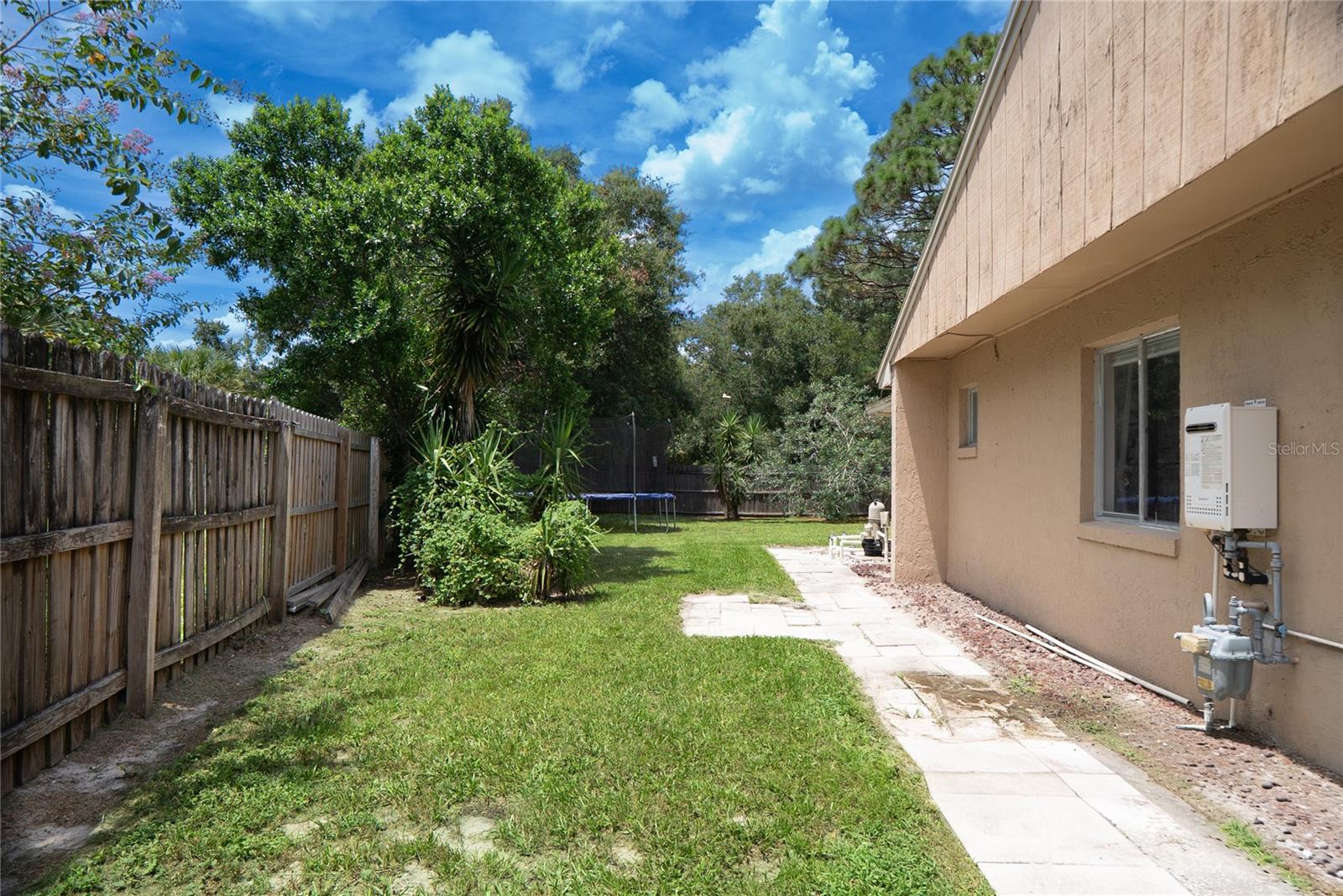304 Shadow Oak Dr Property Photo 35