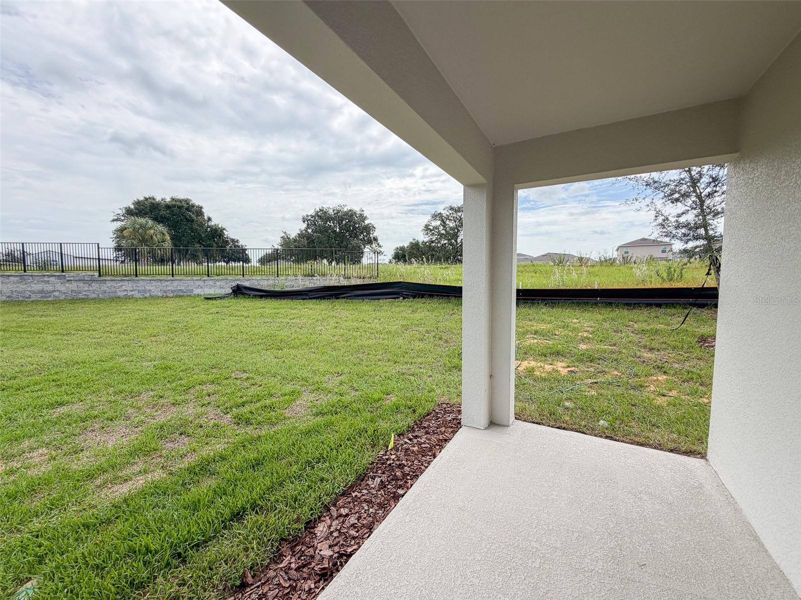 O6431205 Property Photo 29