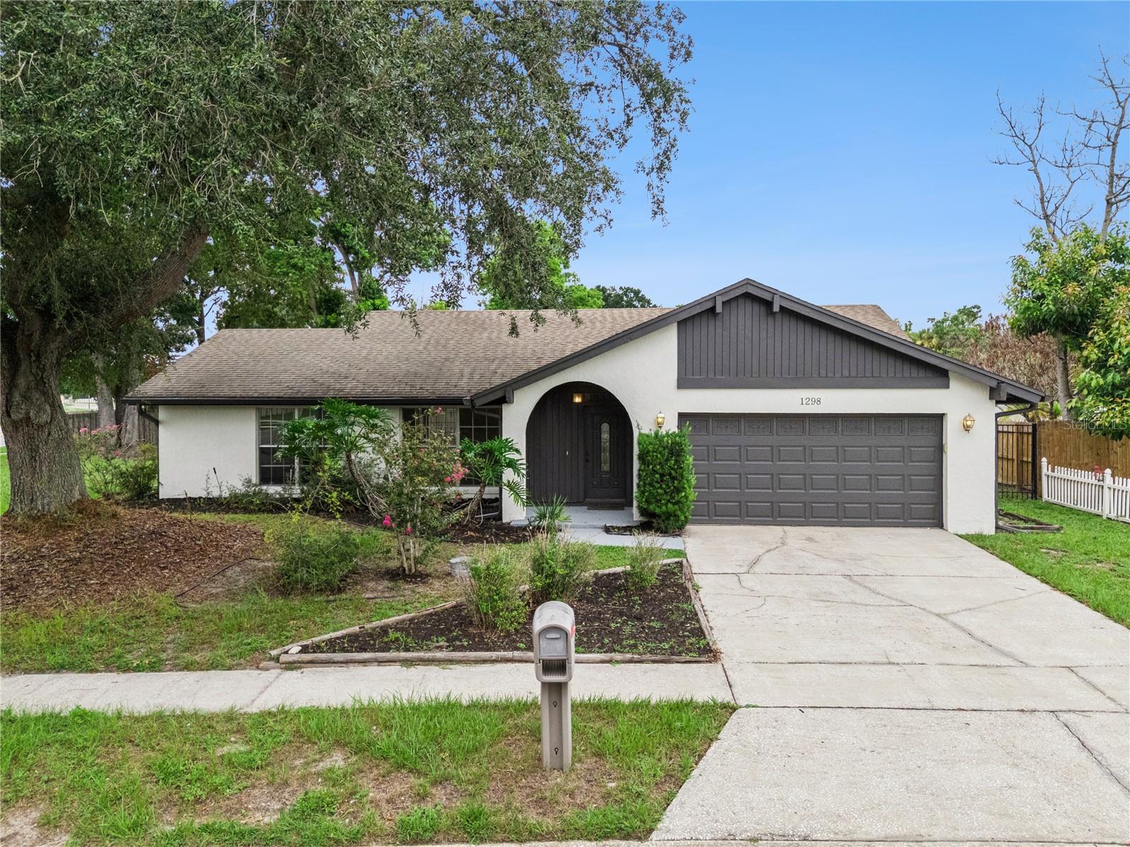 1298 Madelena Ave Property Photo 1