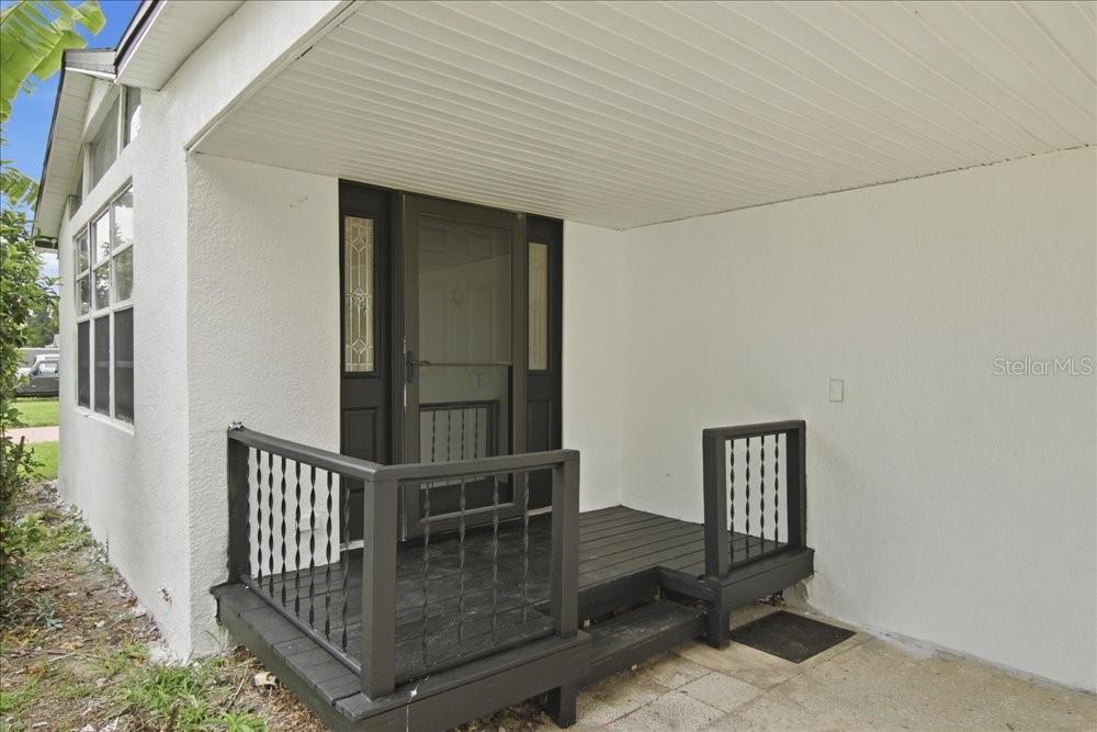 171 Stanley Bell Dr Property Photo 4