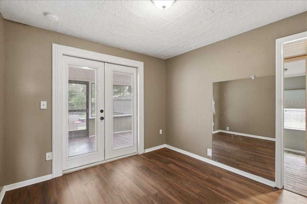 171 Stanley Bell Dr Property Photo 16