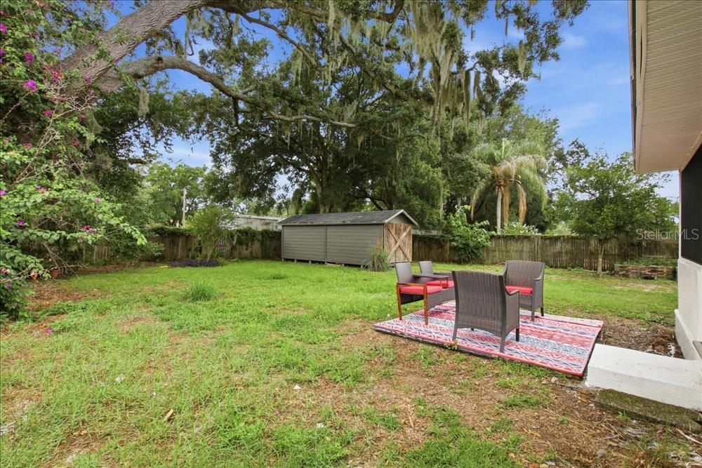 171 Stanley Bell Dr Property Photo 26