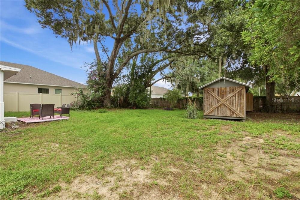 171 Stanley Bell Dr Property Photo 27