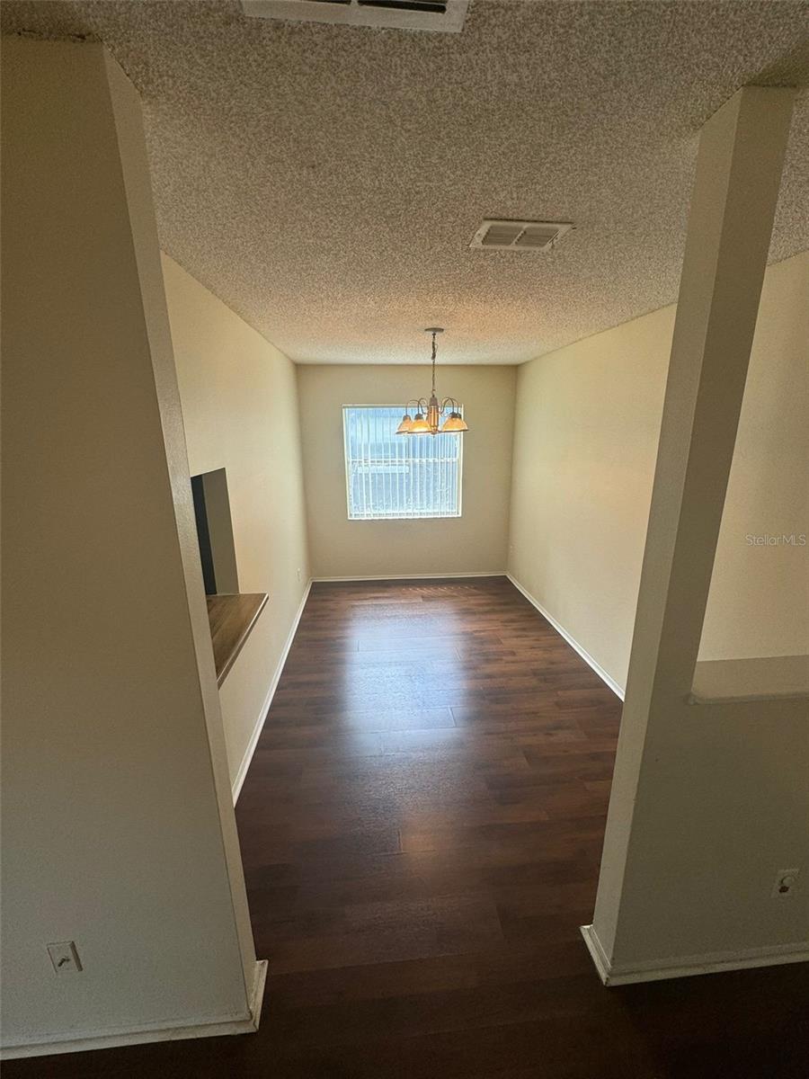 4227 Pershing Pointe Pl #8 Property Photo 6