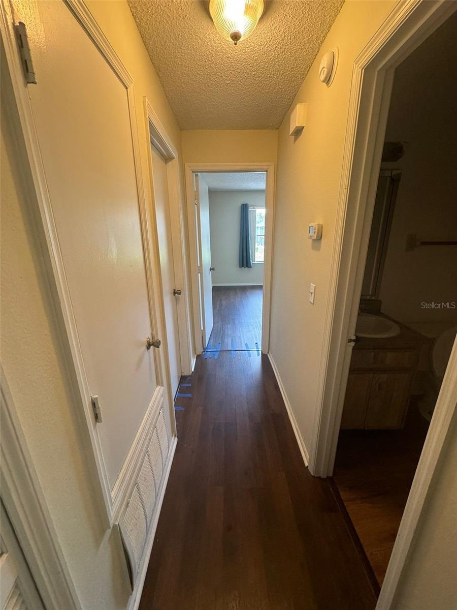 4227 Pershing Pointe Pl #8 Property Photo 8