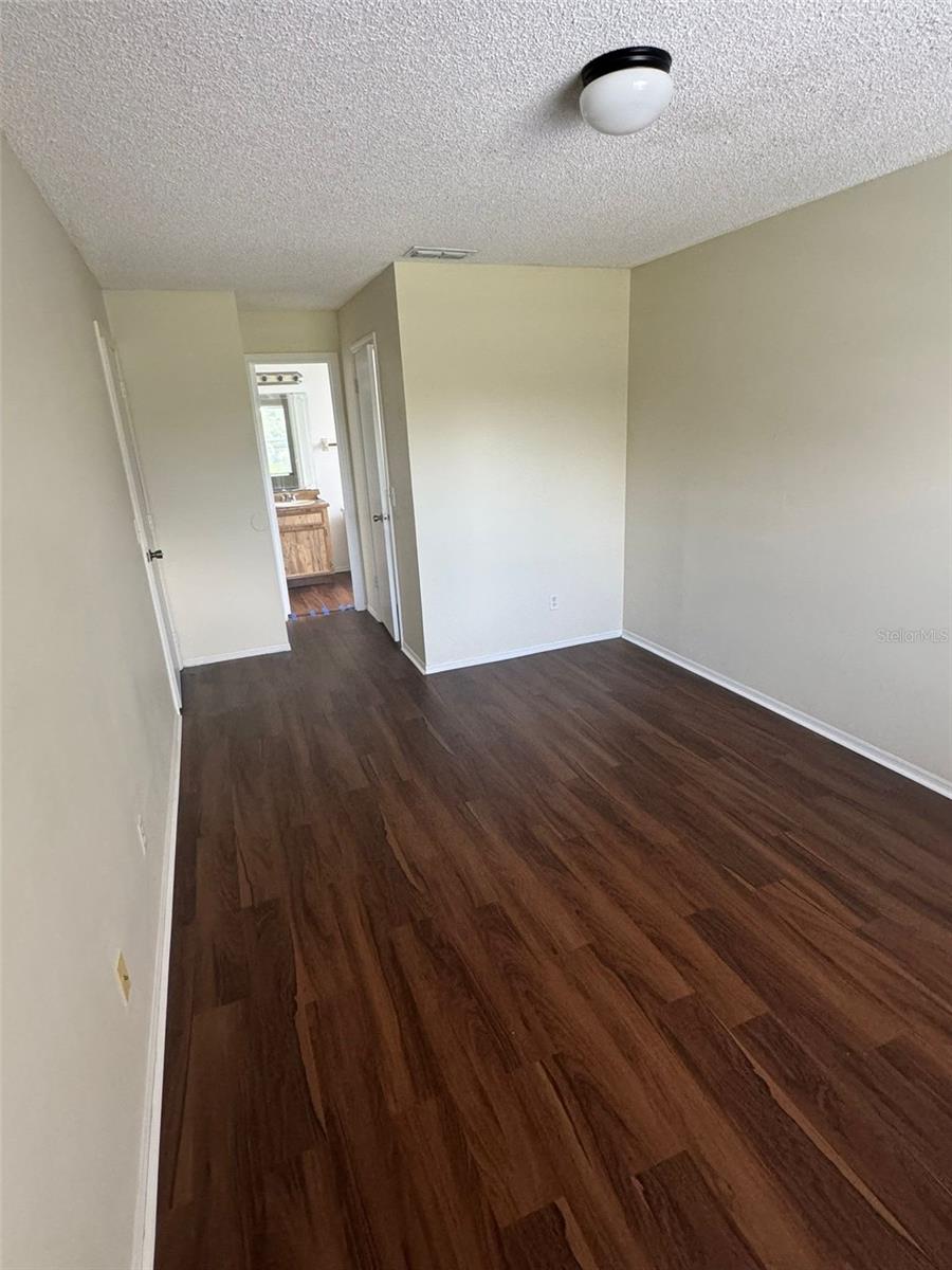 4227 Pershing Pointe Pl #8 Property Photo 15