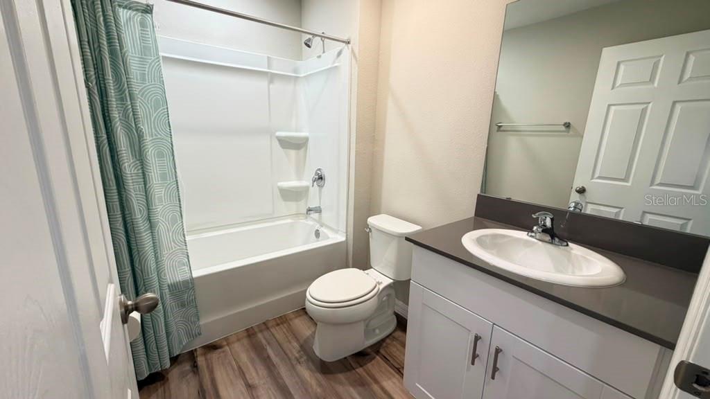 4904 Mainsail St Property Photo 15