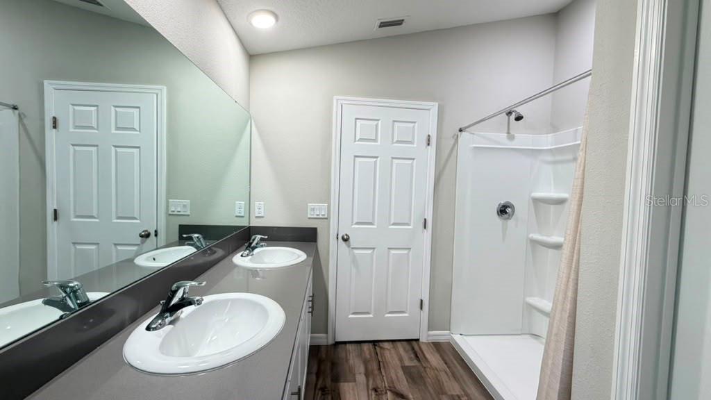 4904 Mainsail St Property Photo 20