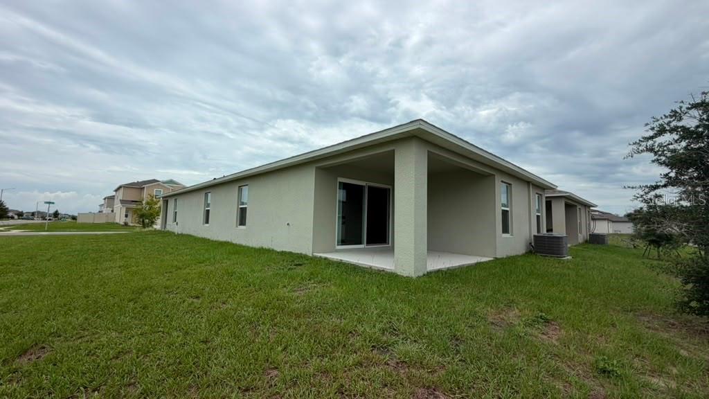 4904 Mainsail St Property Photo 28