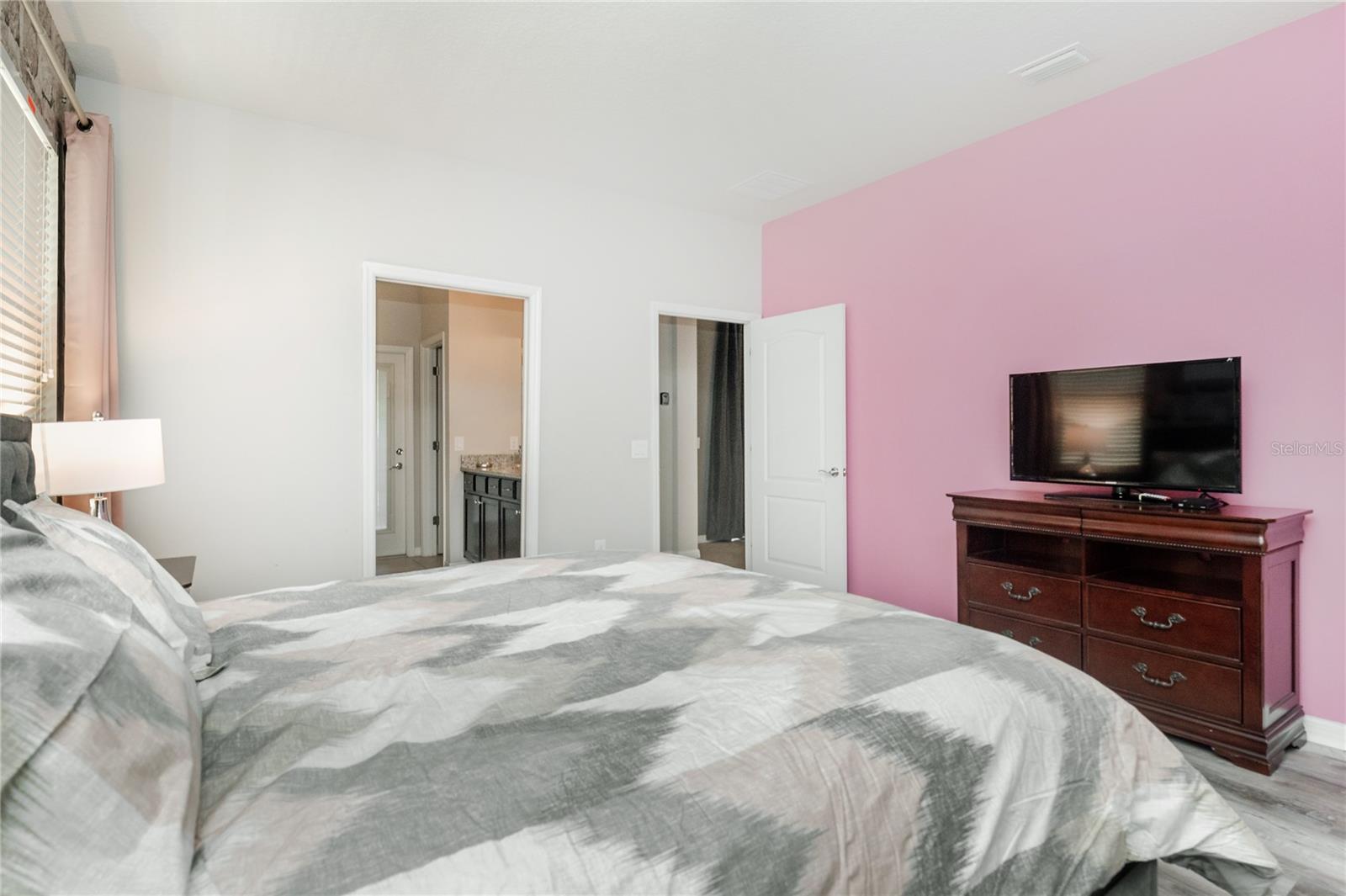 2137 Malta Ter Property Photo 12