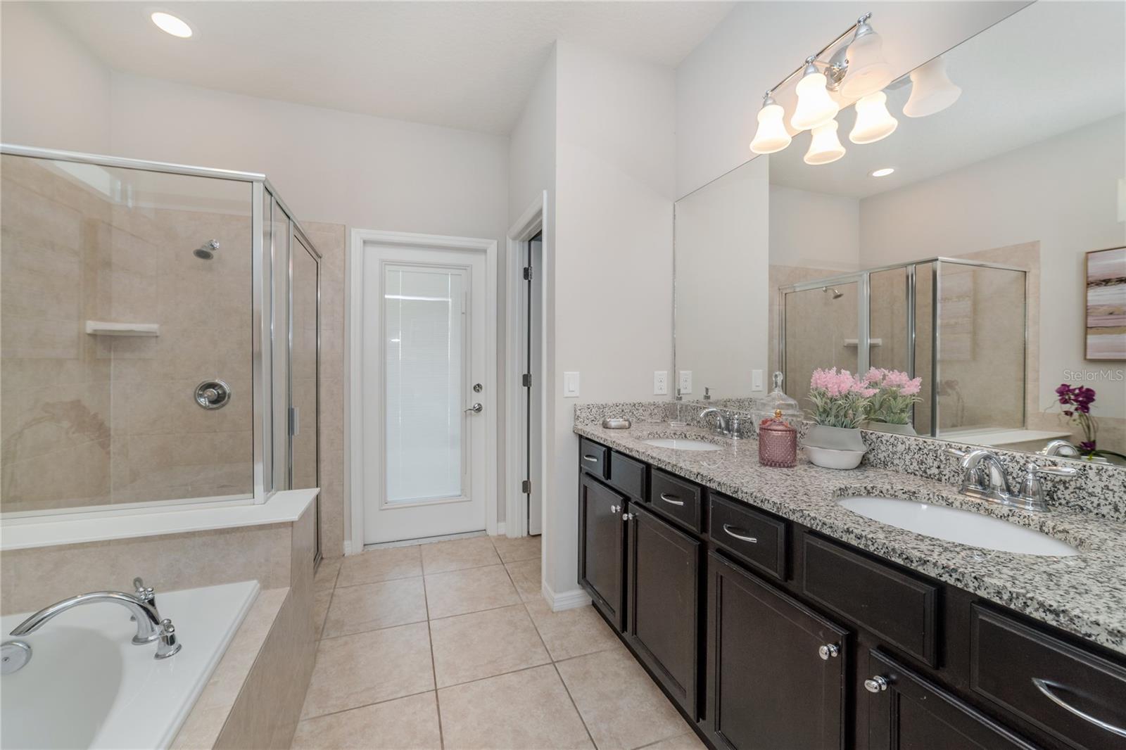 2137 Malta Ter Property Photo 13